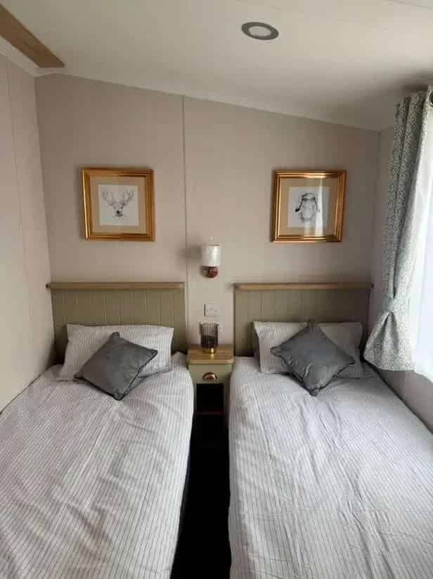 2 Bed Countryside Lodge for Sale
