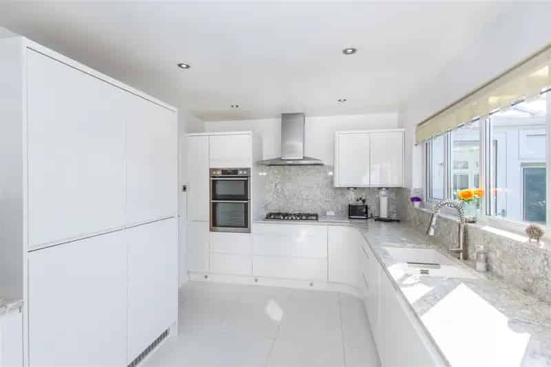 3 4 Bedroom Detached Bungalow House to Rent