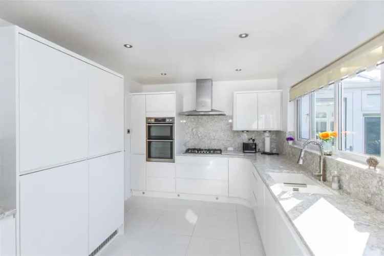 3 4 Bedroom Detached Bungalow House to Rent