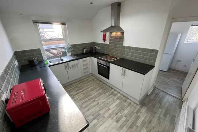 4 Bedroom Duplex Flat to Rent in Cardiff