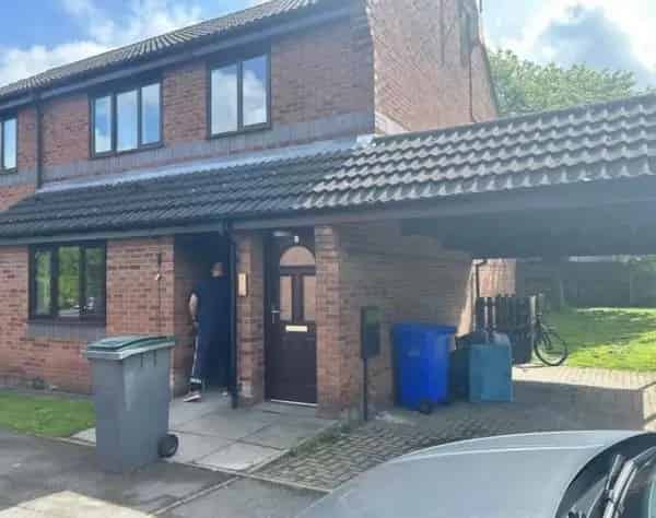 Ground Floor Flat with Carport and Garden