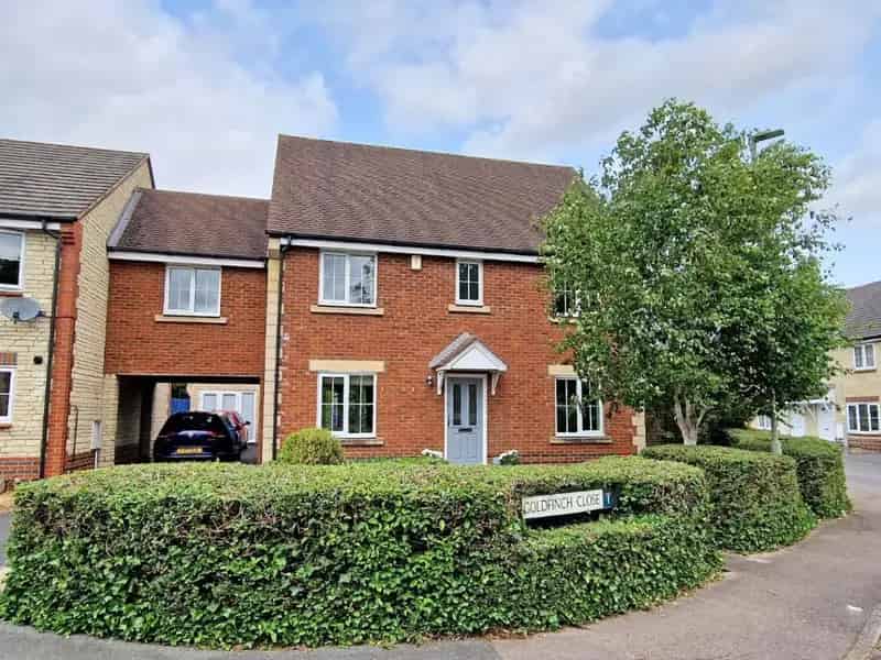 5 Bedroom House for Sale Near Bicester Village