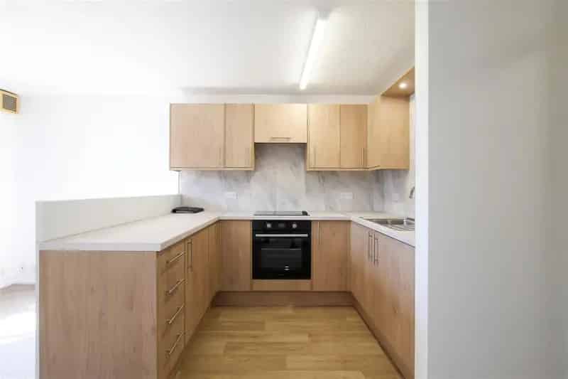 1 Bedroom Apartment House to Rent