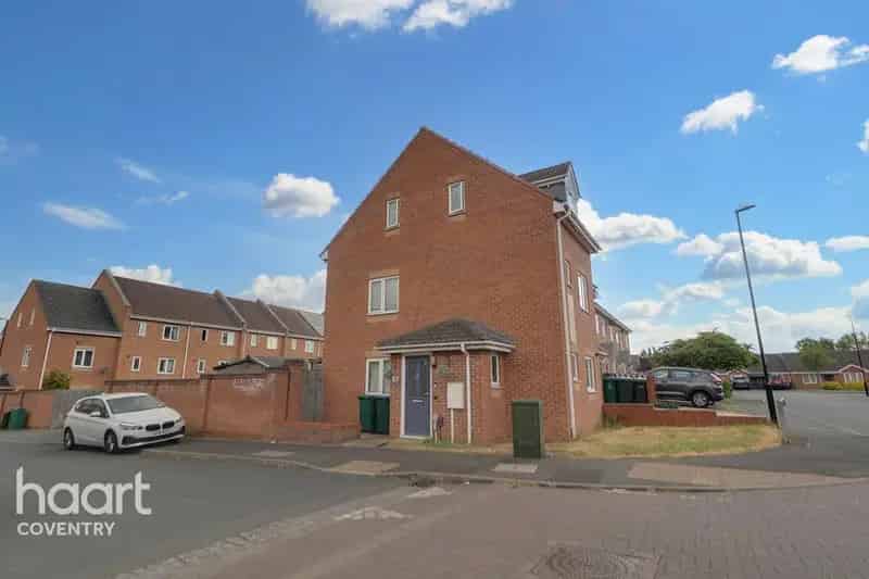 3 Bedroom End Terrace House for Sale