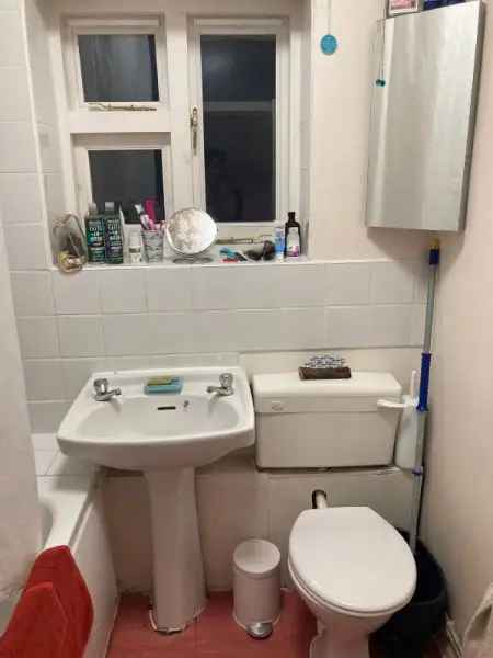 Flat For Rent in London, England