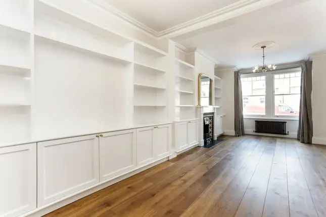 Four Double Bedroom Family Home To Rent in Chiswick