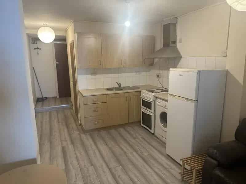1 Bedroom Flat near Cardiff University City Centre
