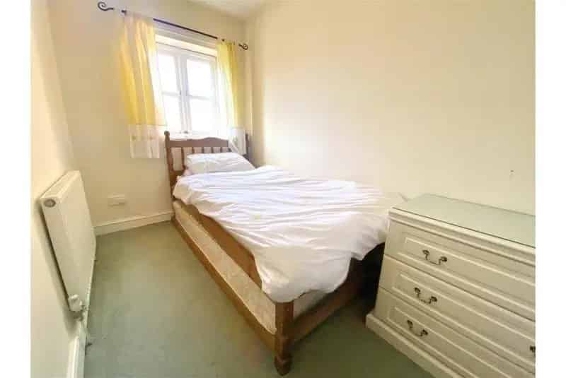 2 Bed House for Sale Shrewsbury No Upward Chain