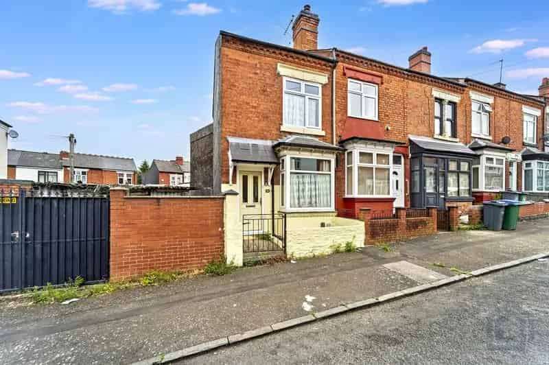 2 Bedroom End of Terrace House for Sale