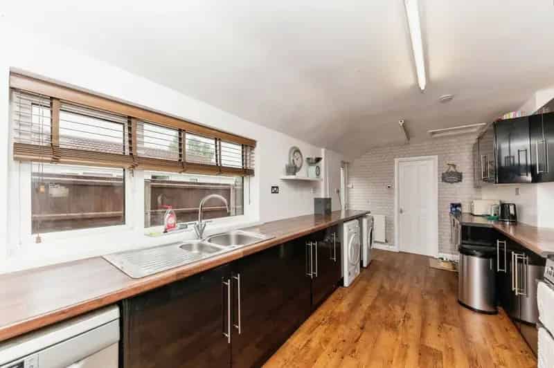 3 bedroom Semi Detached House for sale, Grimsby, Lincolnshire, DN33