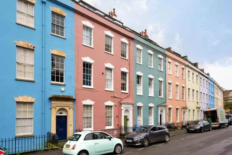 2 Bedroom Flat to Rent Clifton Village