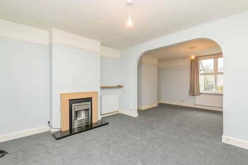 3 Bedroom Semi Detached House Rye TN31