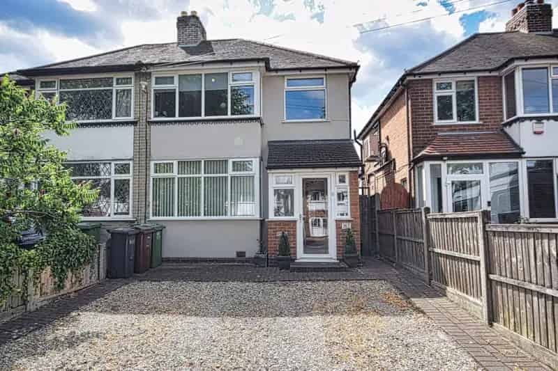 3 Bedroom House for Sale Shirley Double Garage Driveway