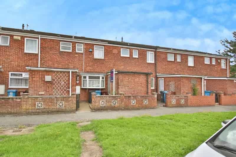 2 Bedroom Terraced House For Sale - Great Potential