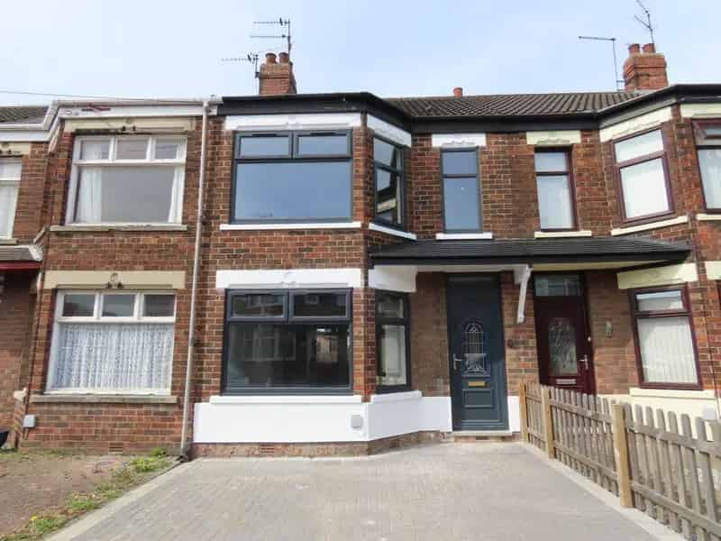 2 Bedroom Terraced House to Rent