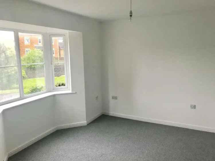 3 Bedroom Semi-Detached House To Rent