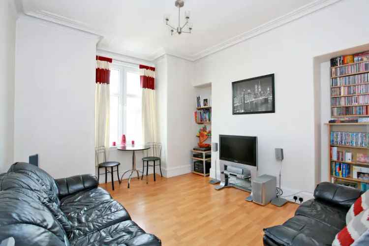 Flat For Rent in 20, Hollybank Place, Aberdeen City, Scotland