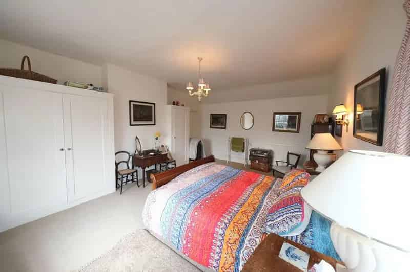 5 Bed Country House for Sale Near Oakham