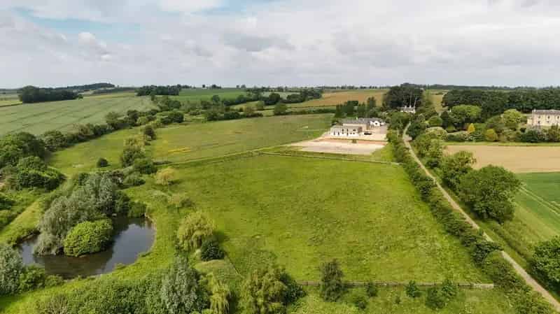 4 Bed Barn Conversion 3800 Sq Ft 5.5 Acres Equestrian Facilities
