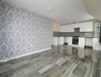 3 Bedroom Apartment Manchester Top Floor Open Plan Living