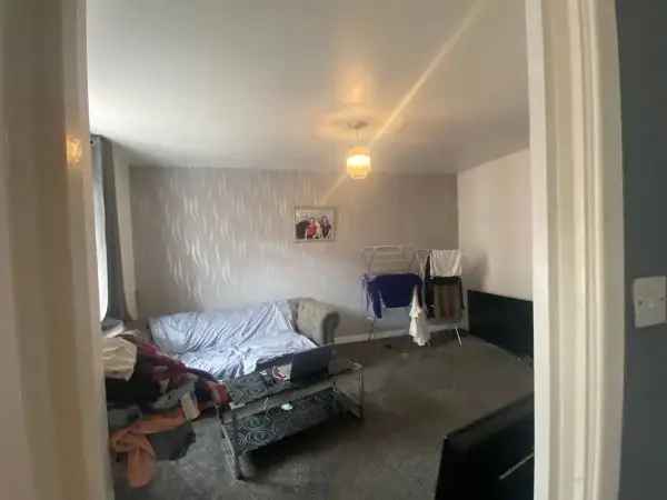 Flat For Rent in London, England