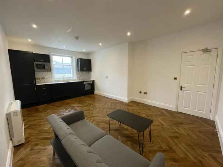 1 Bedroom Apartment in Brighton Available June 24th