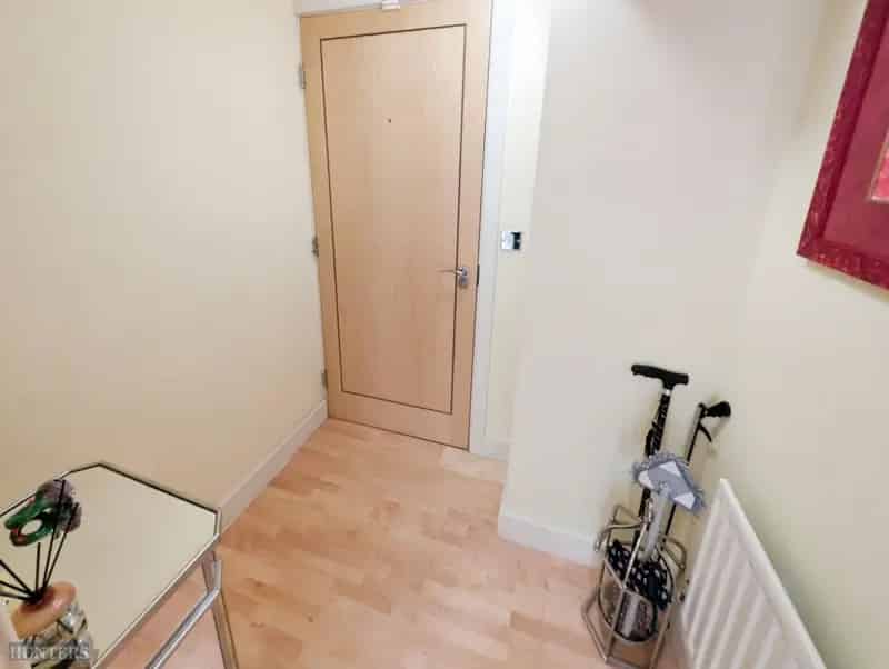 2 Bedroom Flat for Sale 711 SQ FT Ground Floor Apartment