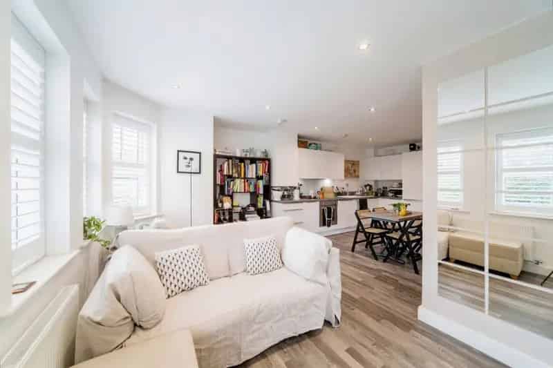 1 Bed Apartment Near Watford Junction - Commuters Dream