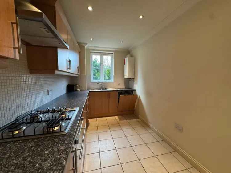  For Rent in Branksome Wood Road, Bournemouth, England