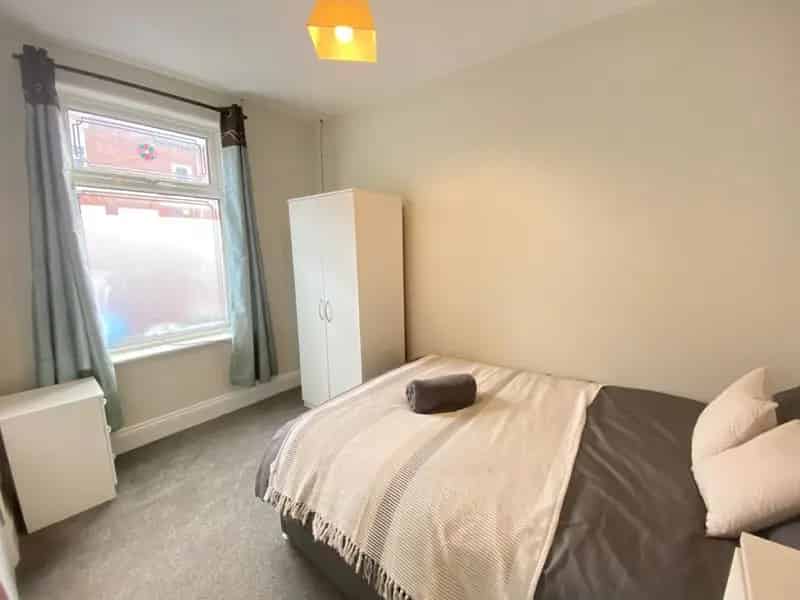 1 Bedroom Flat To Rent