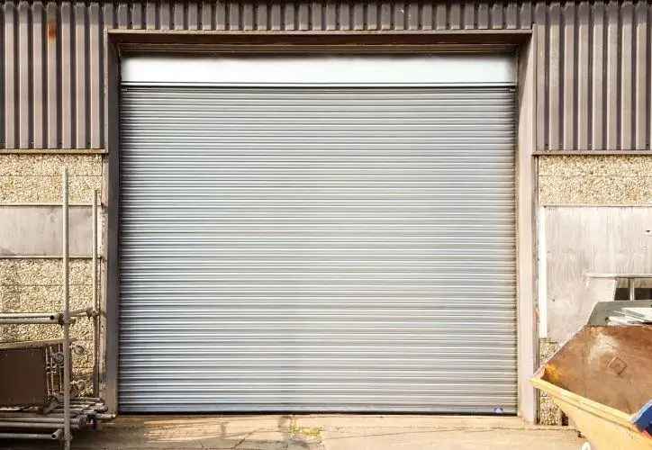 Industrial Unit To Let - 2102 sq ft