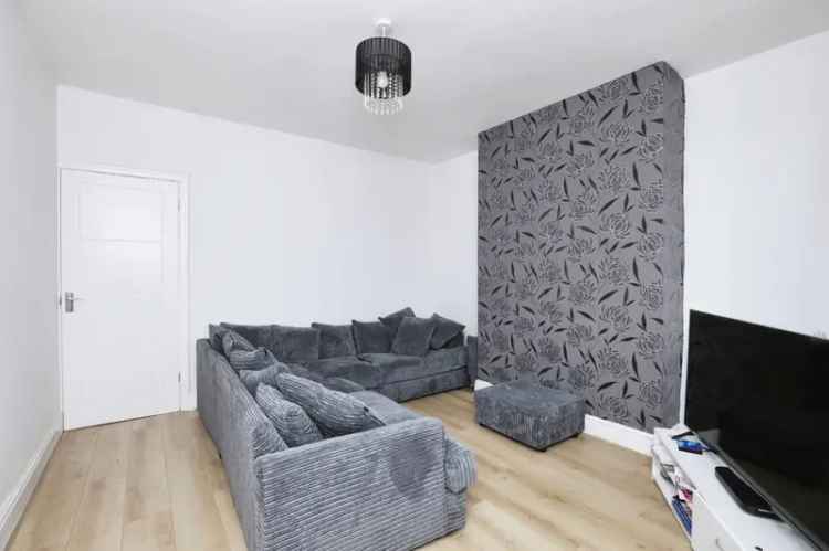 2 bedroom Mid Terrace House to rent, Laughton, South Yorkshire, S25