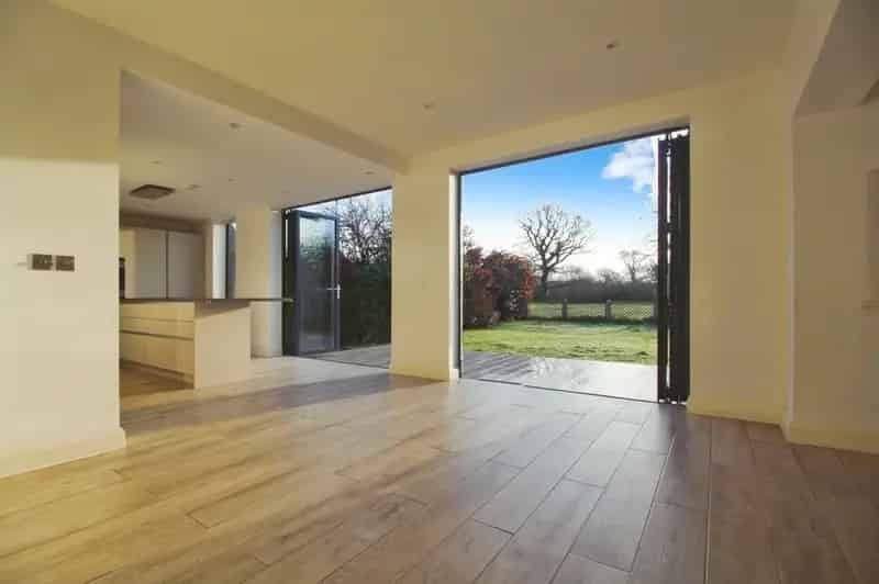 4 Bedroom Detached House for Sale Wilmslow Cheshire SK9