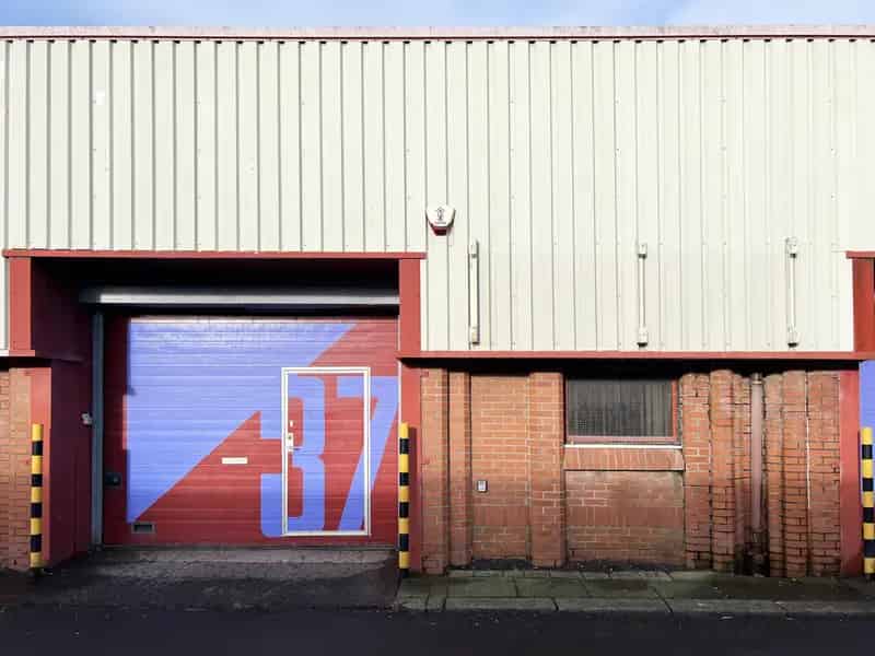 Steel Portal Frame Industrial Unit To Rent