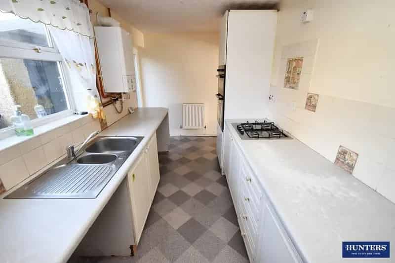 3 Bedroom Mid-Terraced House For Sale By Online Auction