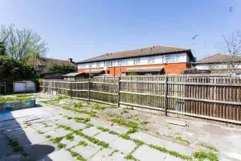 5 Rooms 24 m² London Accommodation