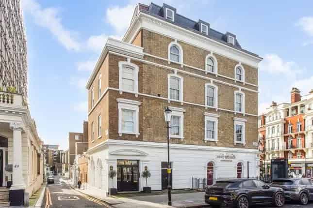 Flat for Sale in Queen's Gate Terrace London SW7