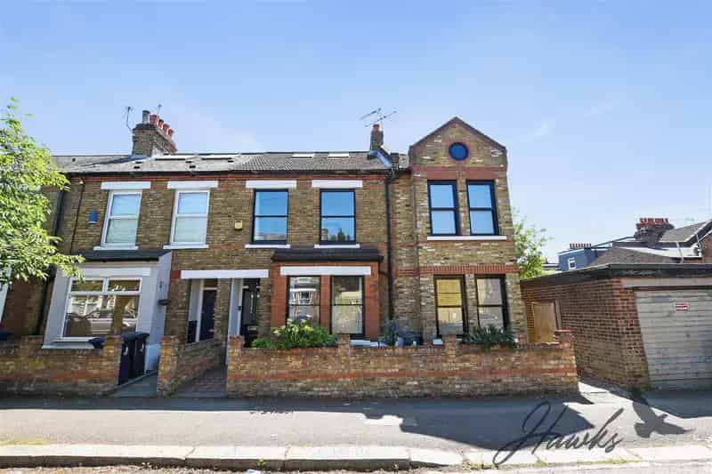 4 Bedroom Victorian House to Rent