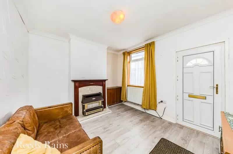 2 Bedroom Mid Terrace House for Sale Congleton Cheshire