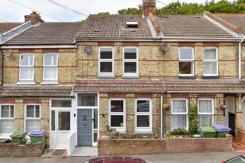 4 Bedroom Teraced House for Sale Near Harbour Arm