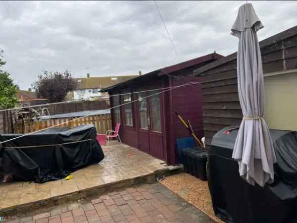 House For Rent in Eastbourne, England