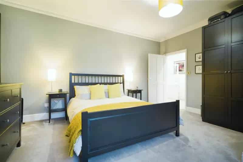 5 Bedroom Victorian Semi-Detached House for Sale