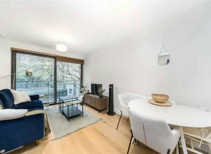 One Bedroom Flat Kennington Cross Great Transport Links No Onward Chain