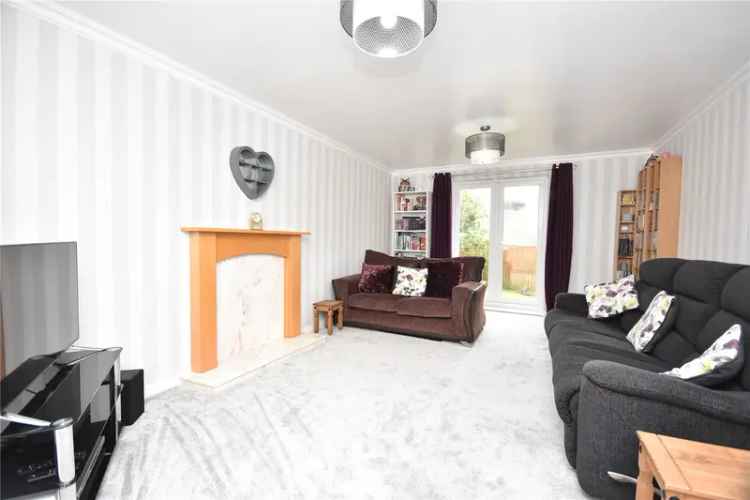 House For Sale in Leeds, England