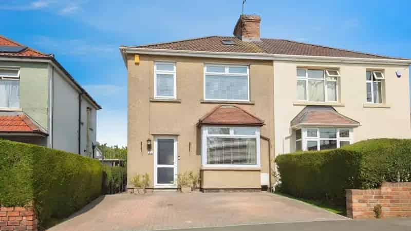 3 bedroom House
 For Sale