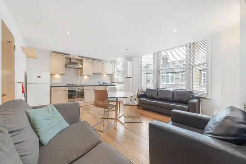2 Bedroom Flat House to Rent in Brixton