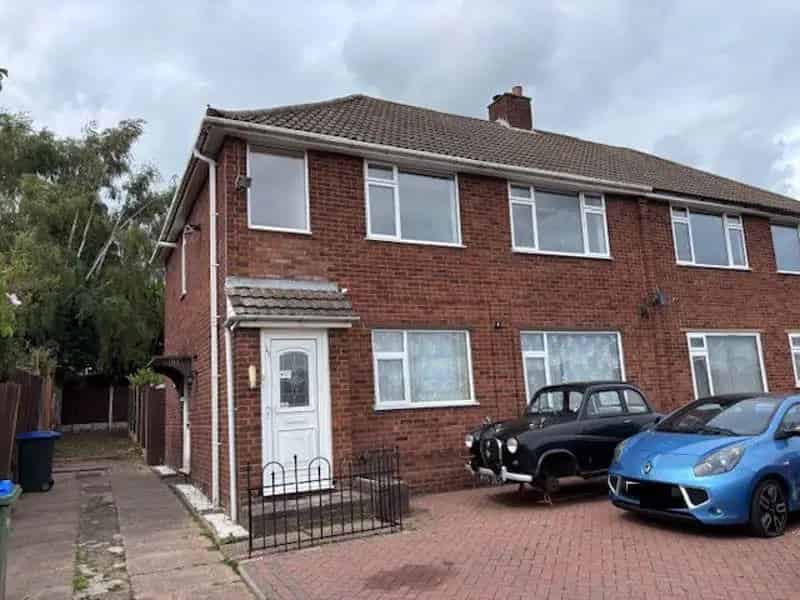 2 Bedroom Maisonette for Sale