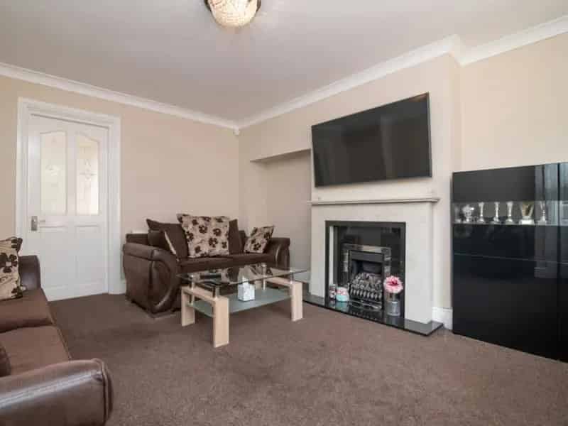 Three Bedroom Semi Detached House in Yardley