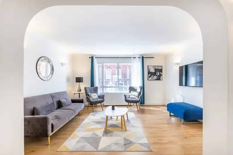 2 Bedroom Flat for Sale in Marylebone
