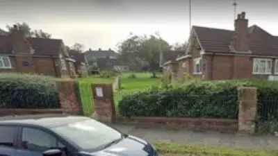 1 bed bungalow in Garretts Green